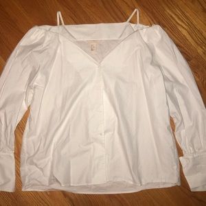 H&M 12 White Off Shoulder Button Down Blouse 🎀